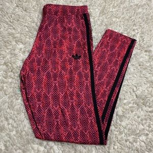 🔥ADIDAS SNAKESKIN PRINT CROPPED LEGGINGS Size S